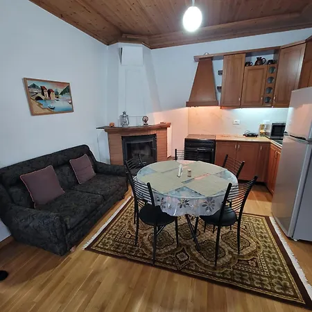 Jona 公寓 Gjirokastër