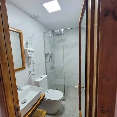 Jona 公寓 Gjirokastër