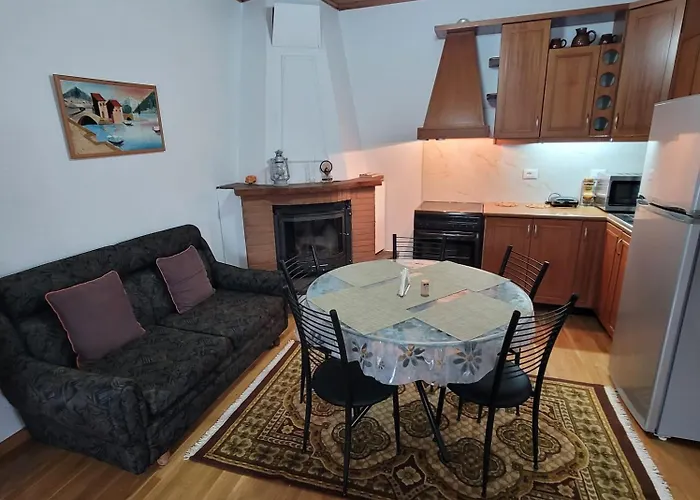 Jona Apartment Gjirokaster